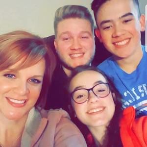 Meet your Posher, Kytonia